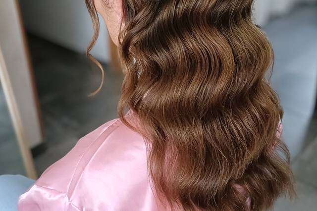 Hollywood Waves