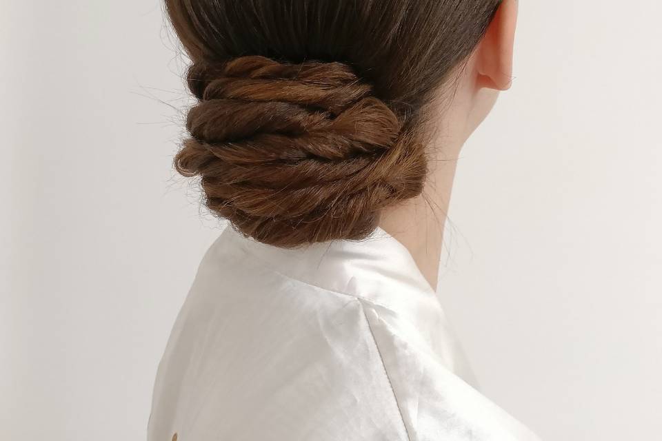 Chignon bas torsades