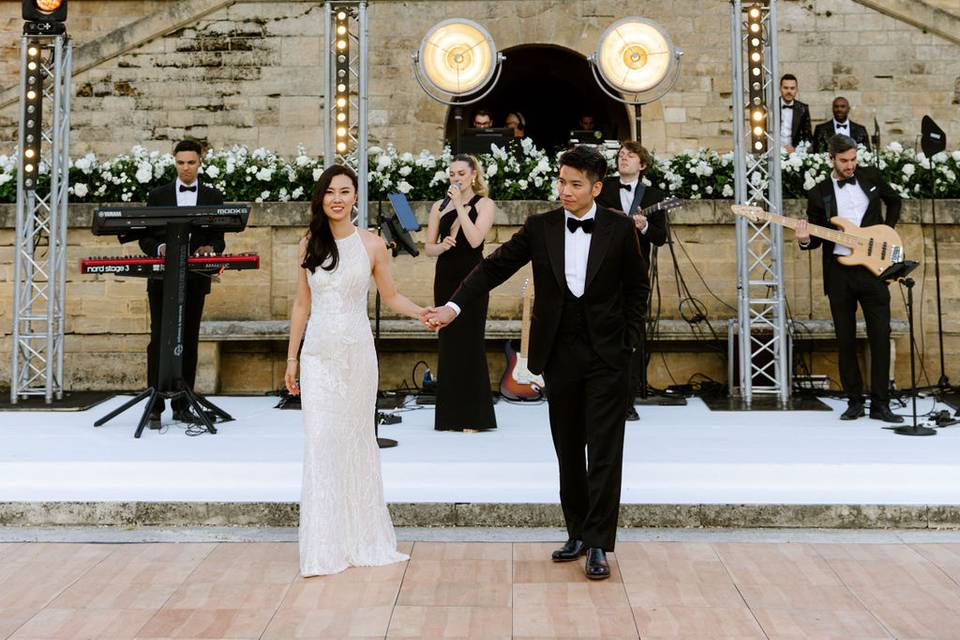 Destination wedding in paris