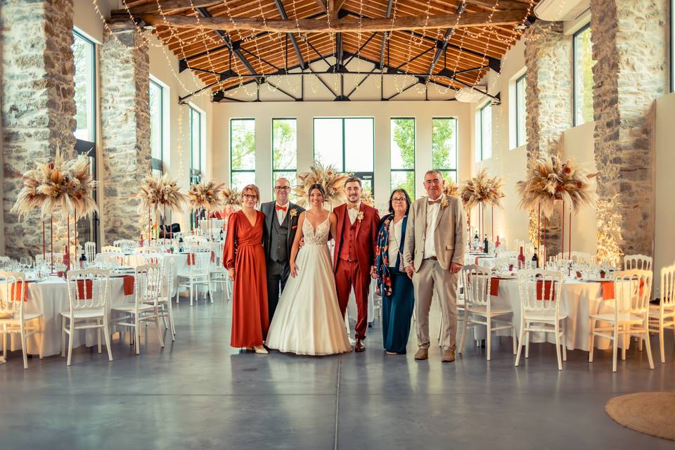 Photo de groupe dans la salle