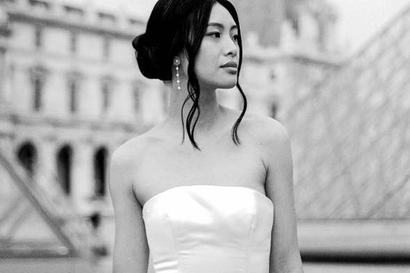 Bridal portrait in paris