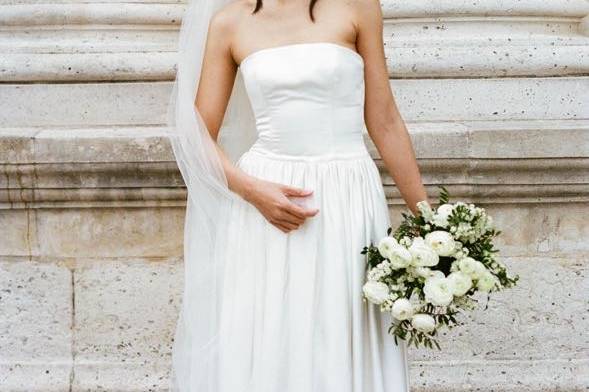 Bridal portrait in paris