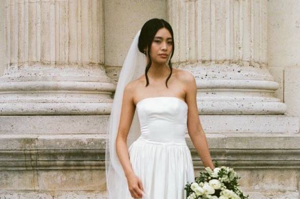 Bridal portrait in paris