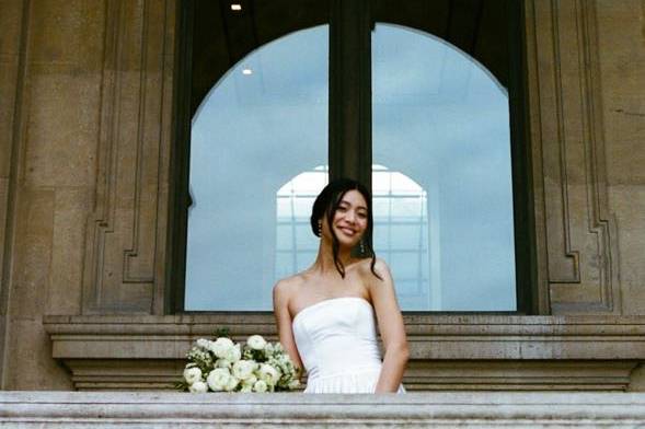 Bridal portrait in paris