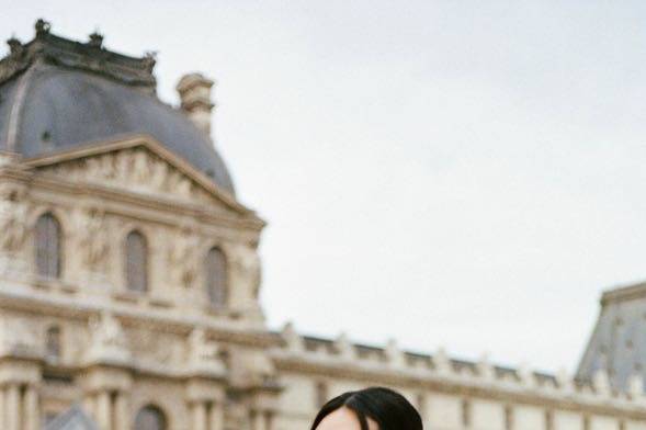 Bridal portrait in paris