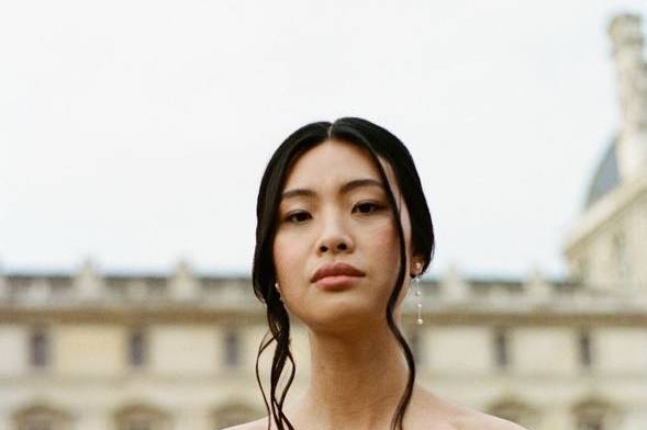 Bridal portrait in paris