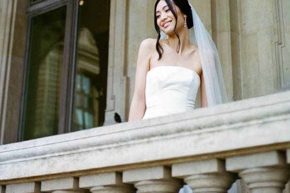 Bridal portrait in paris