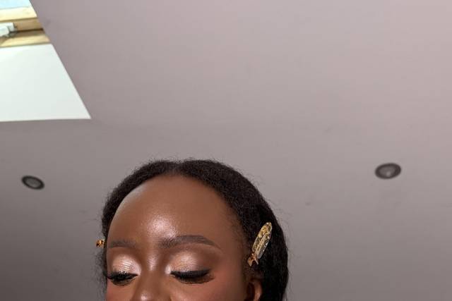 Anaïs Makeup