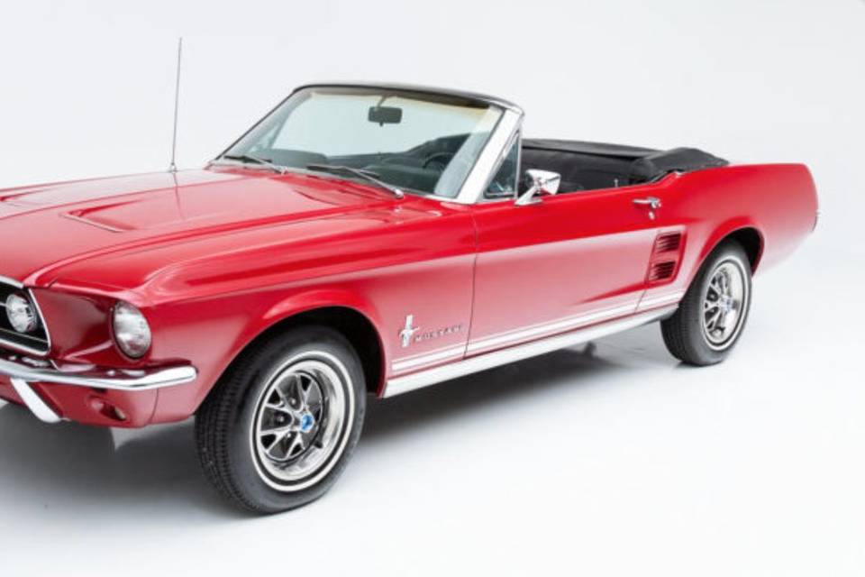 Mustang Rouge Cabrio let 1967