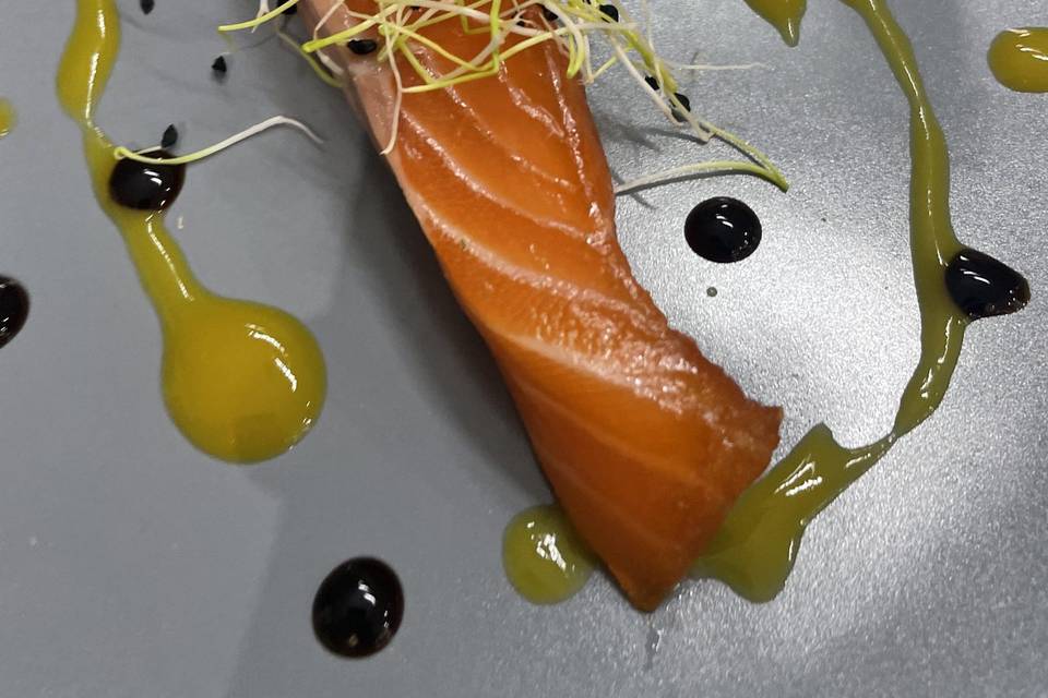 Saumon gravlax en pavé