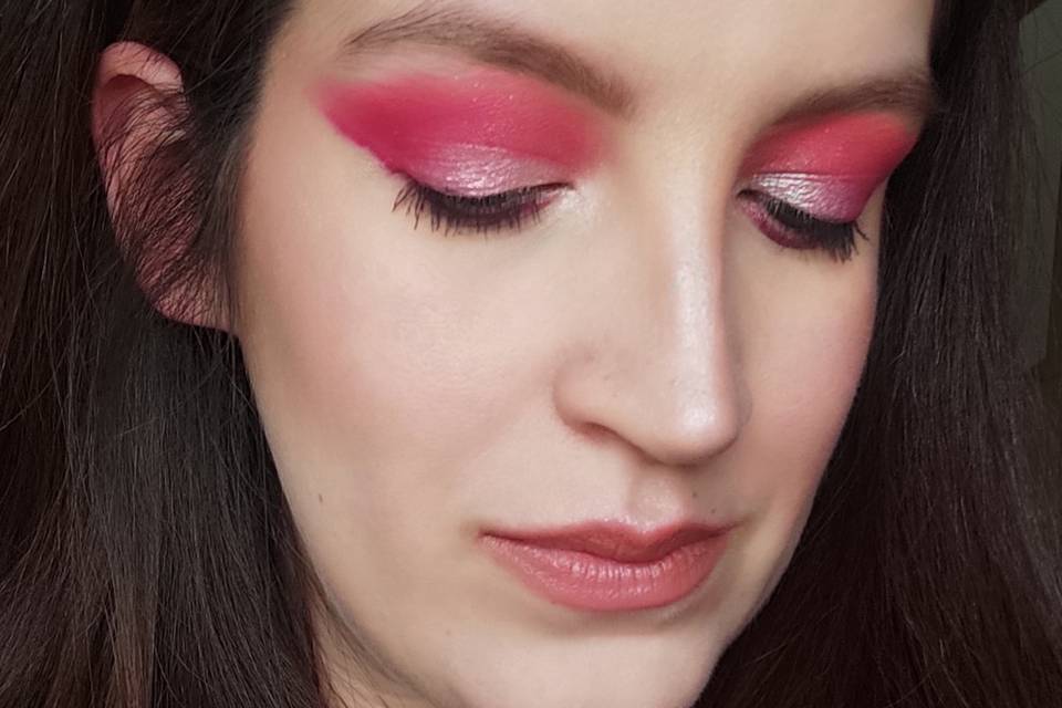 Pink makeup