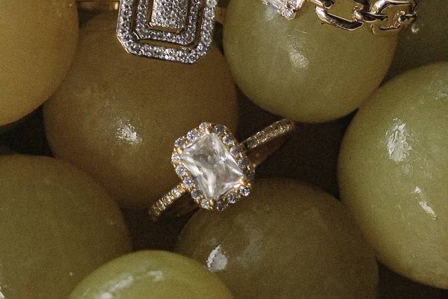 Bague or