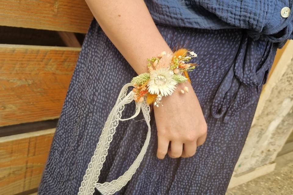 Bracelet en fleurs séchées