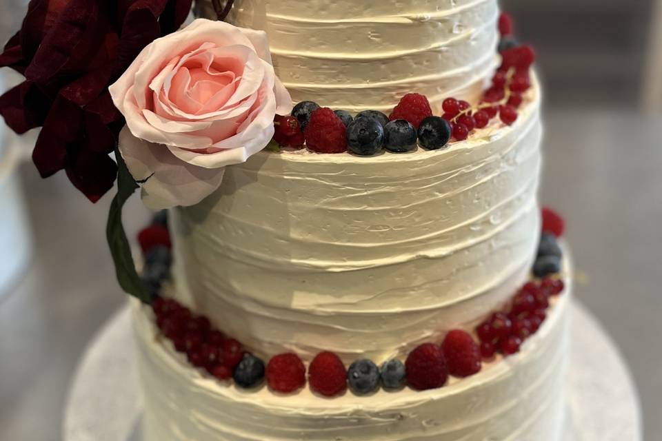 Fruits rouges et fleurs