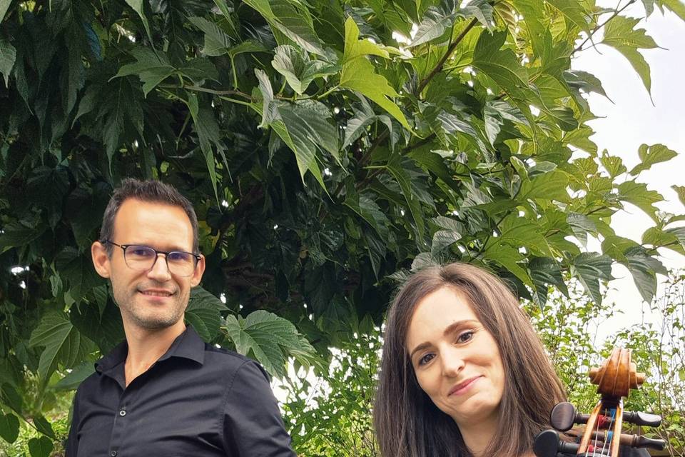 Duo Kynesis
