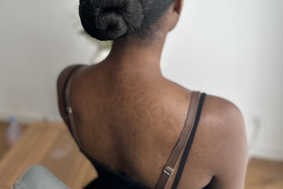 Twist Bun