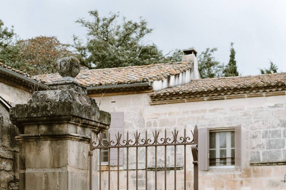 Le entrer de la cour