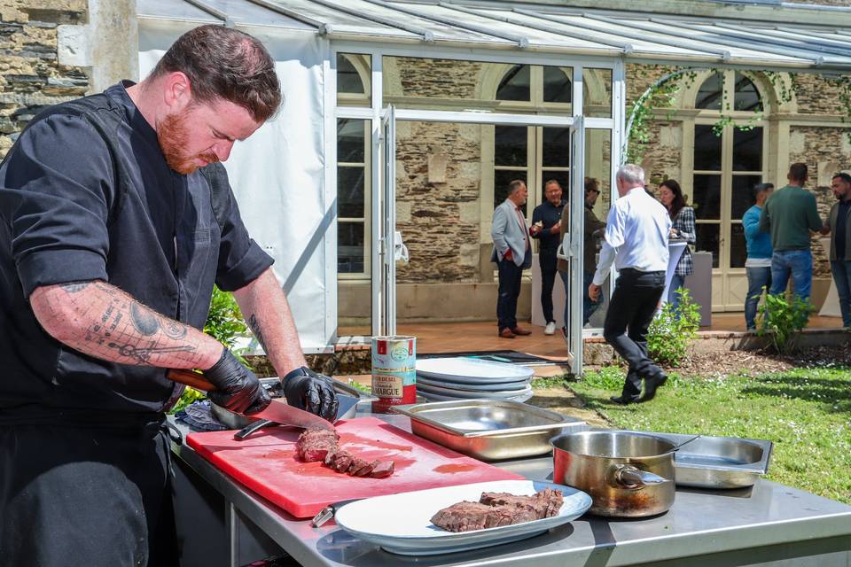 Chef à la table