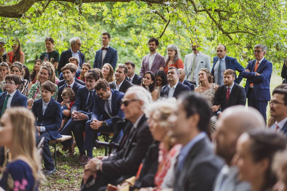 Cérémonie dans le parc