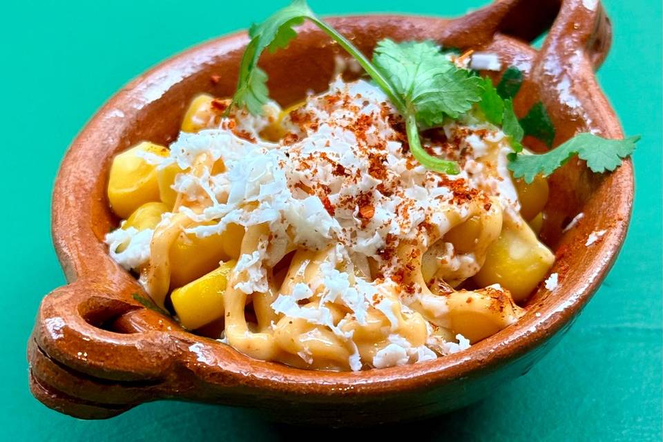 Pièce cocktail esquites