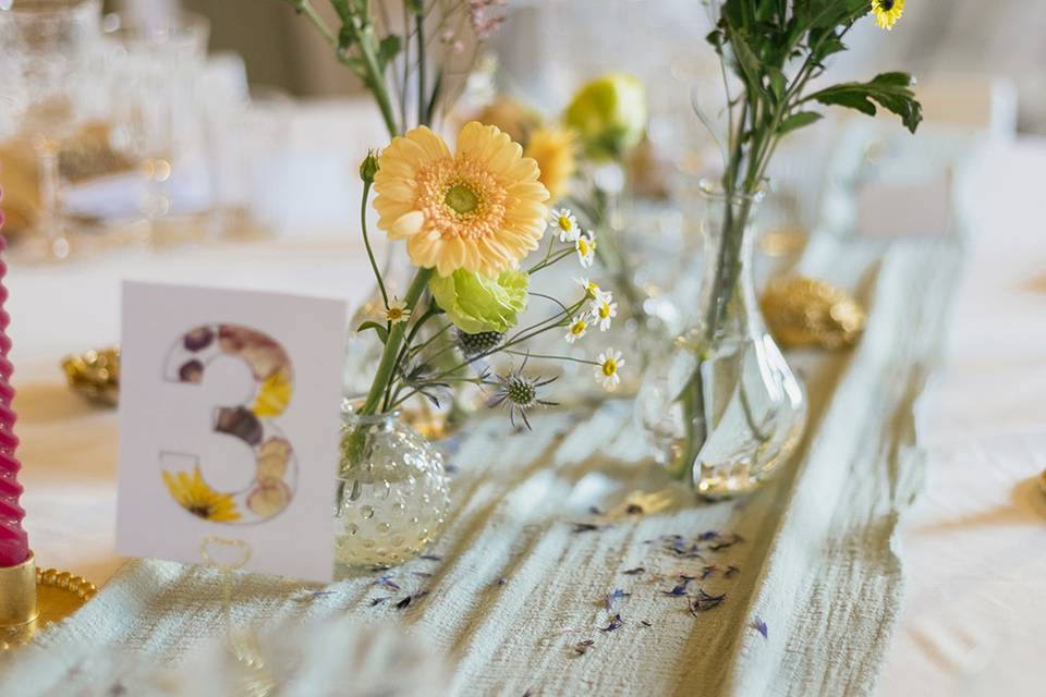 Petits bouquets tables repas