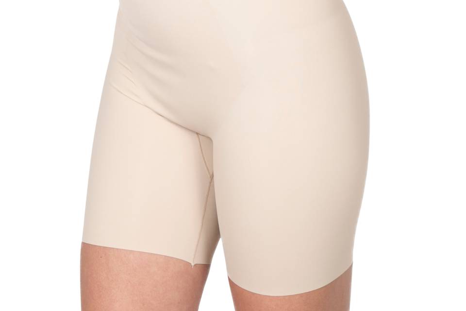 Short gainant taille haute