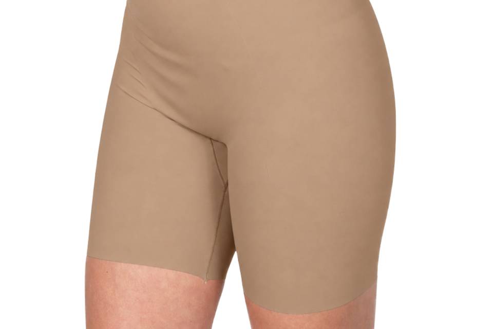 Short gainant taille haute
