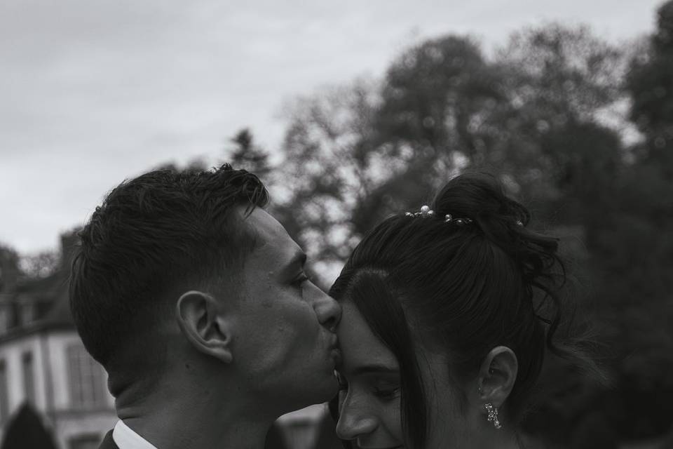 Baiser en noir et blanc
