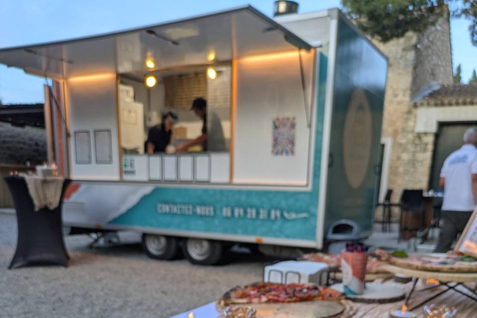 Buffet de pizzas à volonté