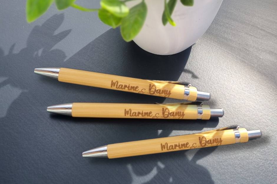 Stylos en Bambou gravés