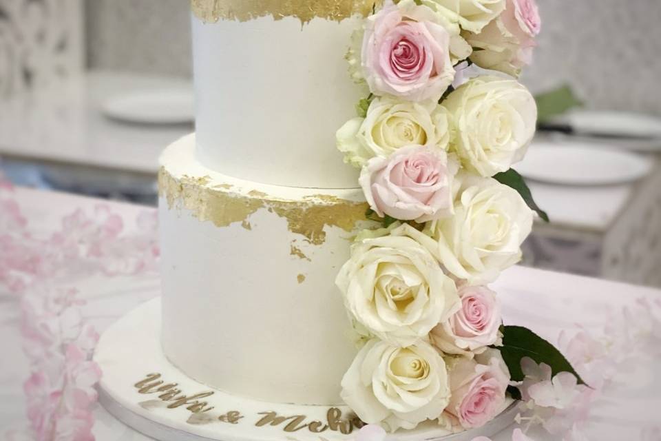 Wedding cake et cascade de ros