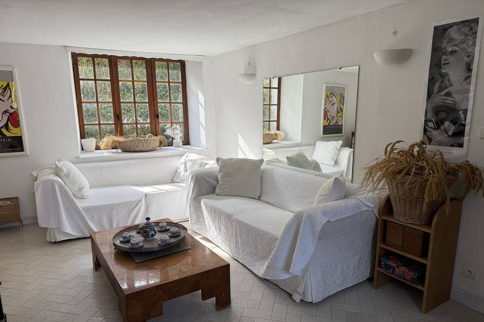 Petit salon