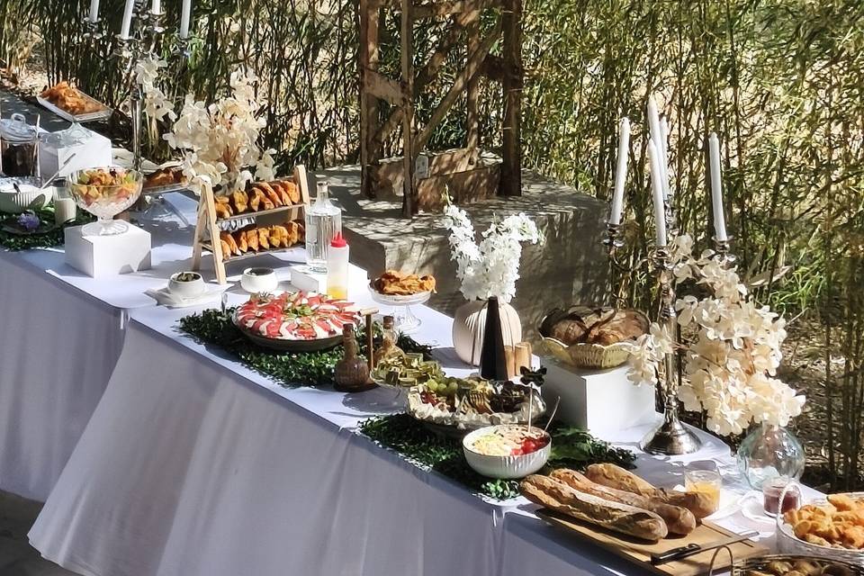 Buffet brunch