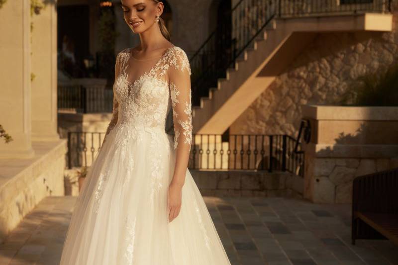 Robe de mariée manches lo Camb