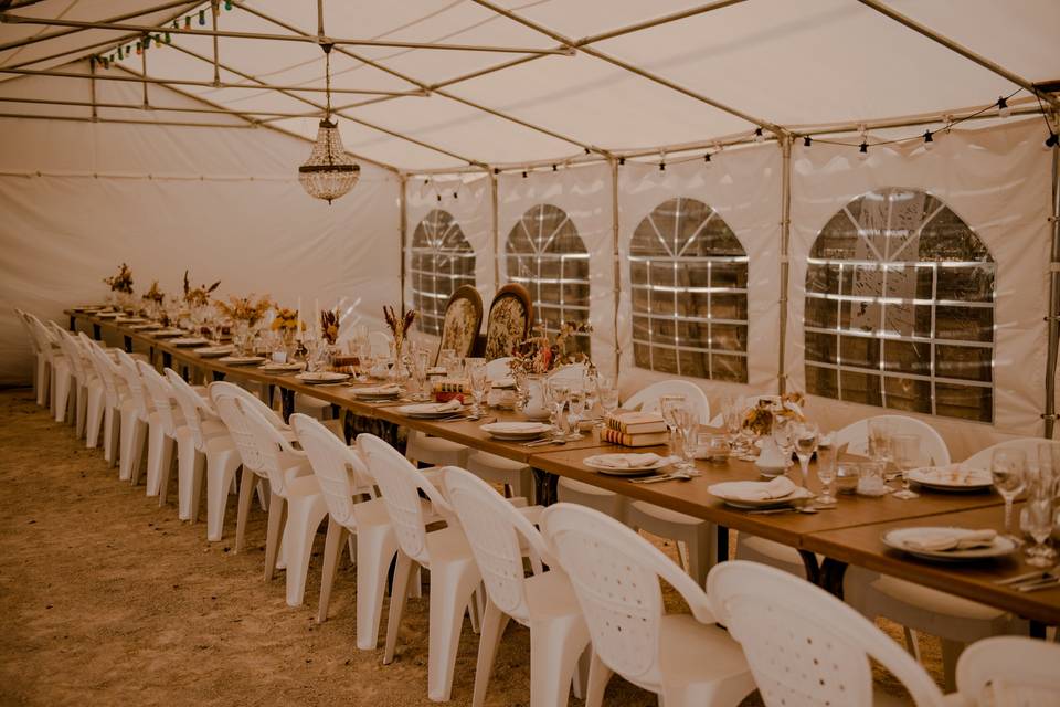 Jolie table