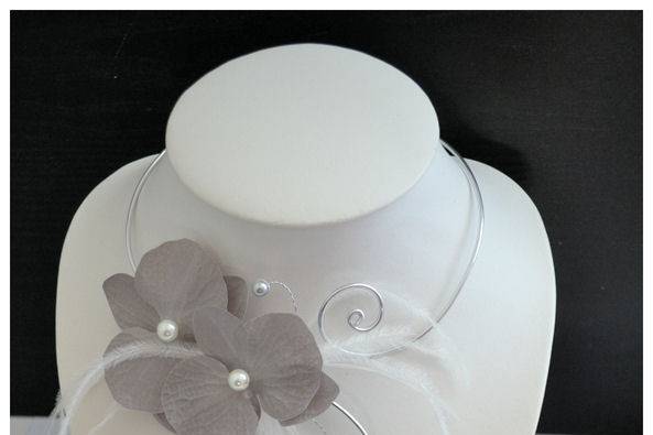 Parure orchidée grise