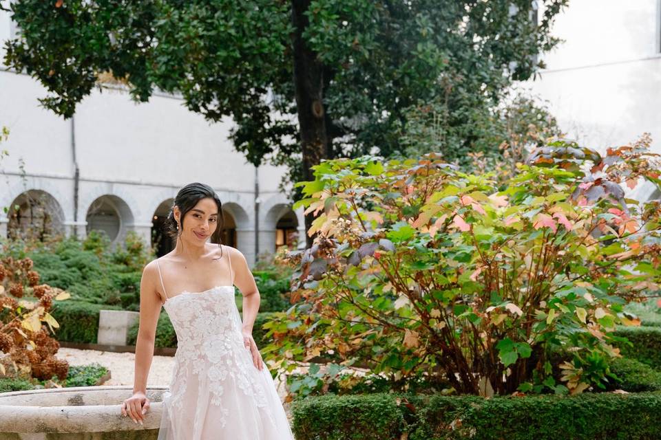 Robe de mariée luxe et minimal