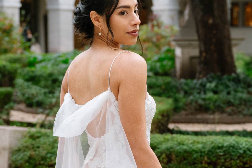 Robe de mariée luxe et minimal