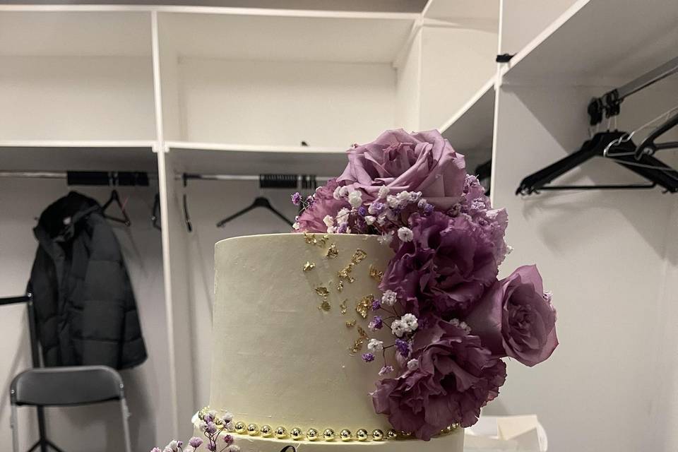 Weeding cake