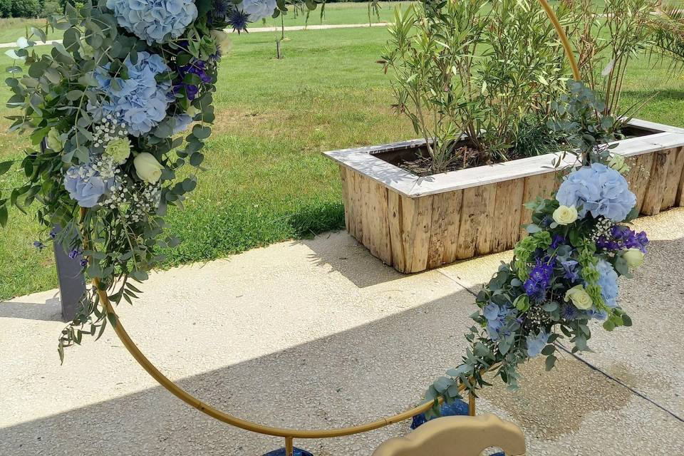 Arche ronde fleurie