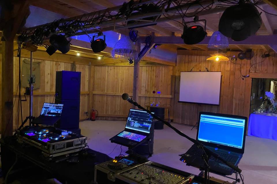 Salle couverte piste de danse