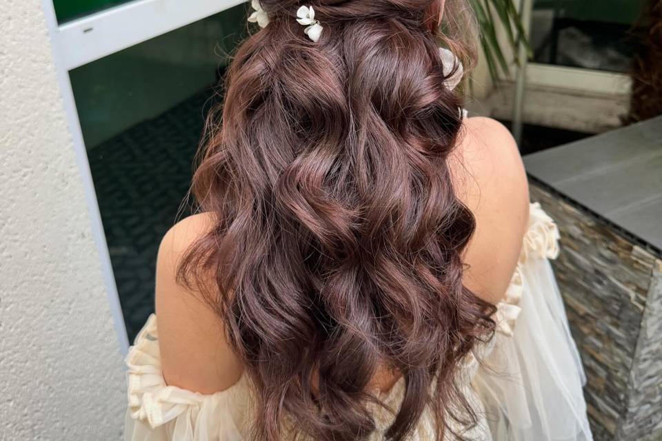 Coiffure semi attaché bohème