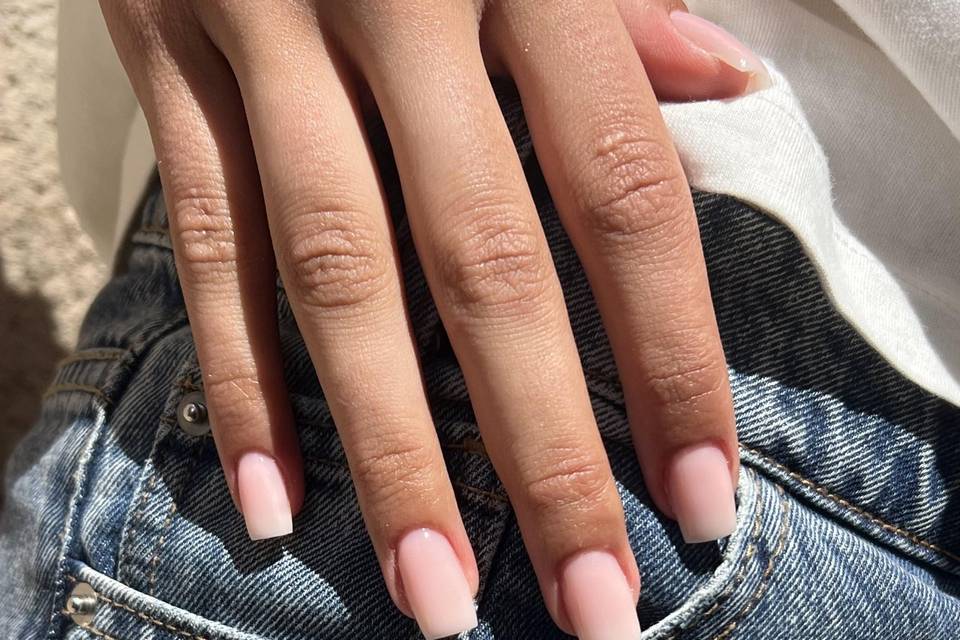 Beauté des ongles en gel