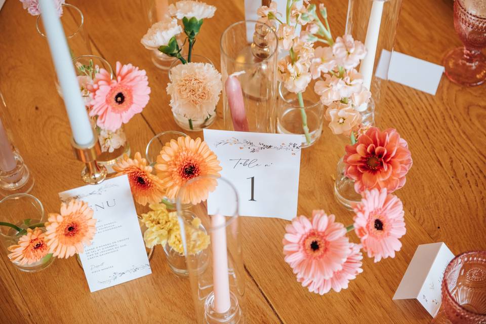 Bougies et fleurs