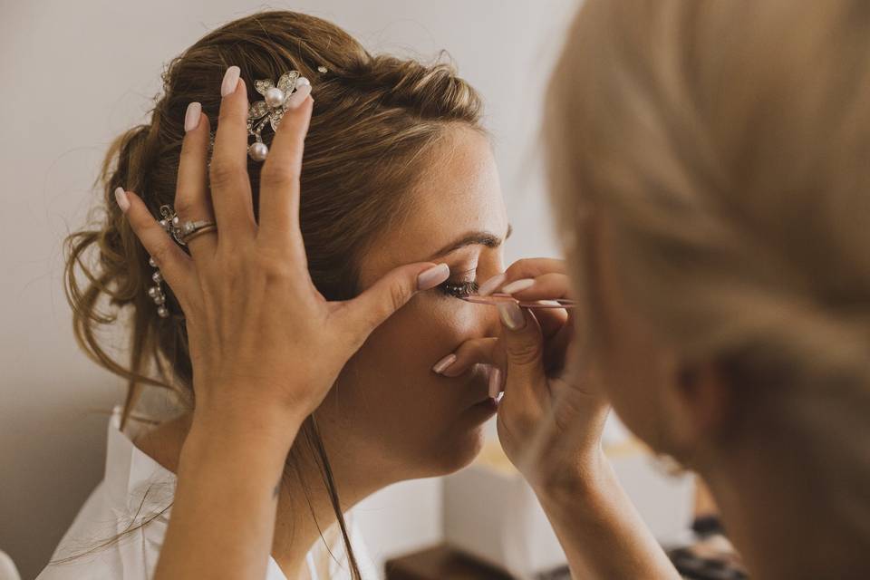 Bridal makeup