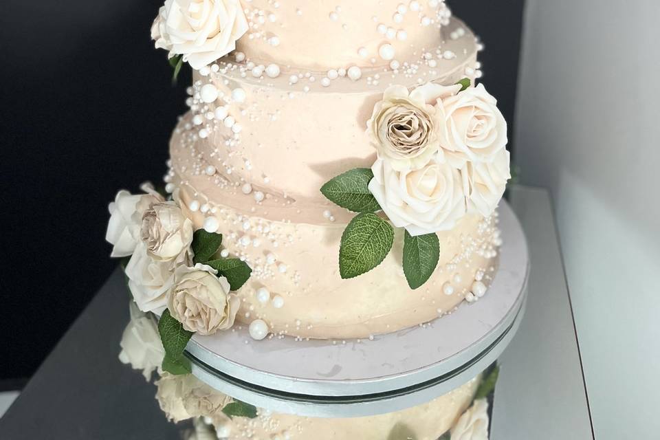 Wedding cake factice