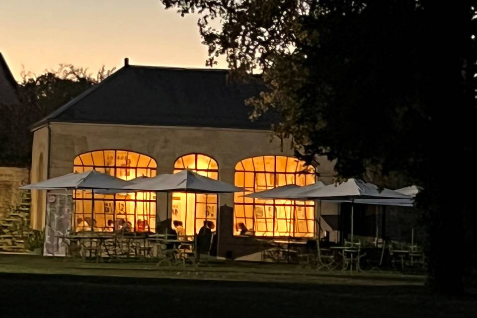 Dîner dans l'orangerie