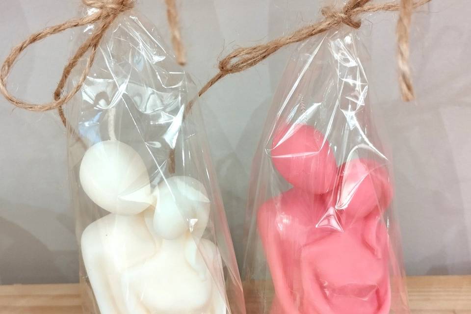 Bougie couple enlacé