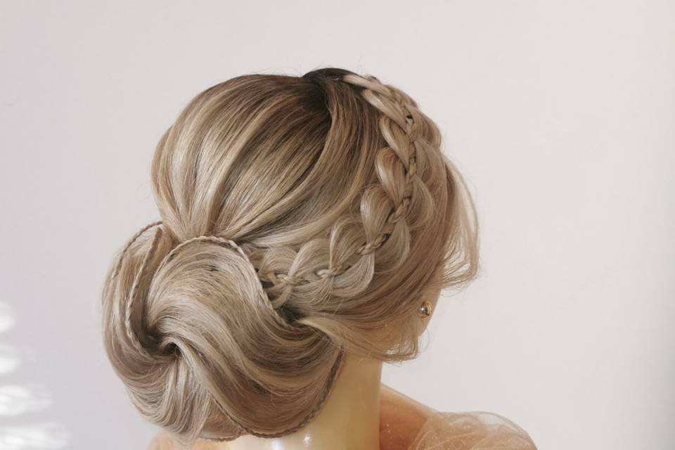 Chignon bas finger wave+tresse