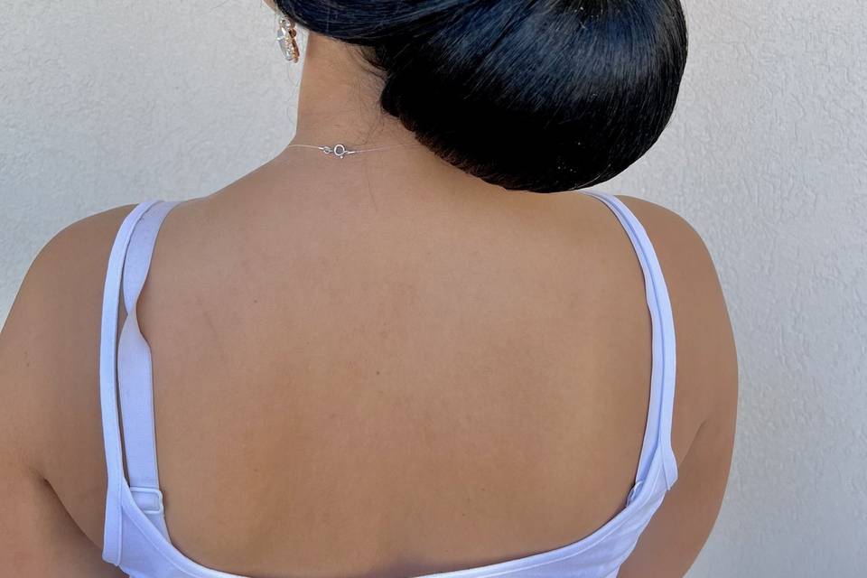 Chignon bas classique